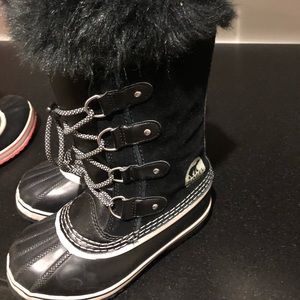 Girls Sorel Winter Boots